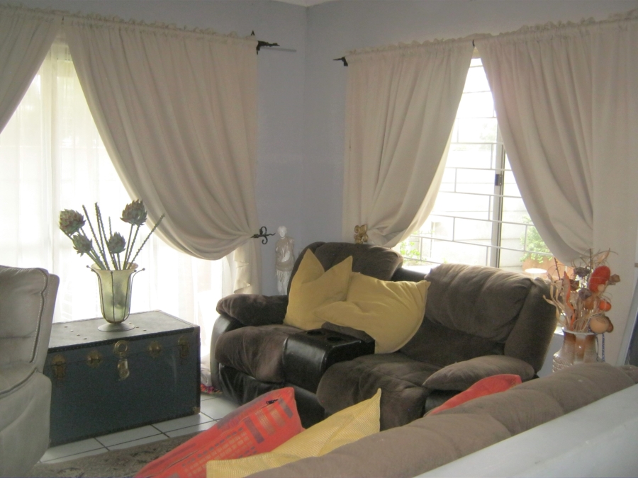 2 Bedroom Property for Sale in Strand South Western Cape